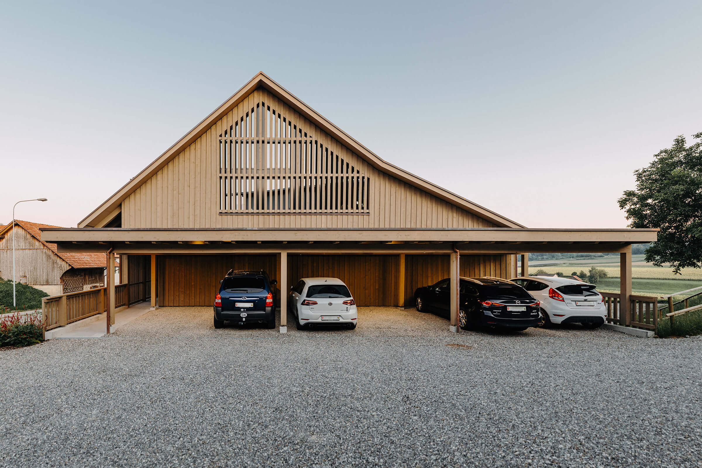 Slider_20190826_Metzler_Bauatelier_Huettwilen_jk_009_8105824-Pano Kopie.jpg